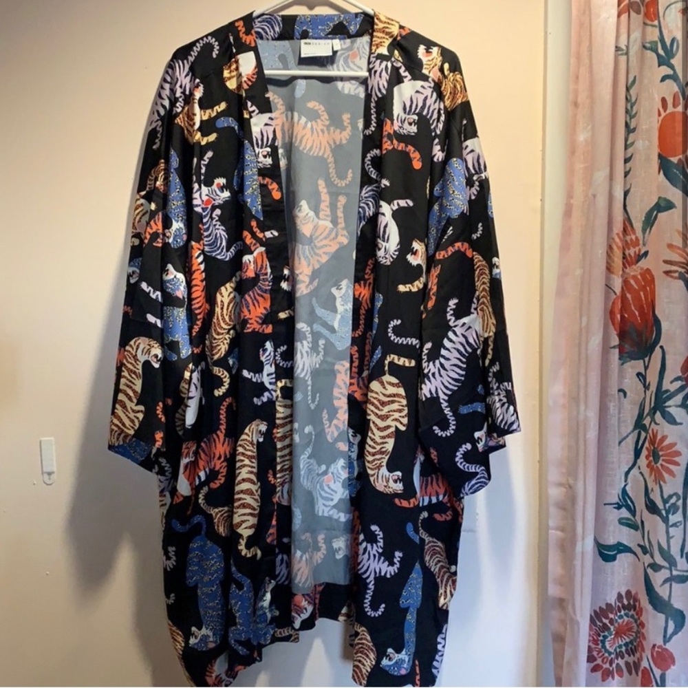 Tiger print kimono